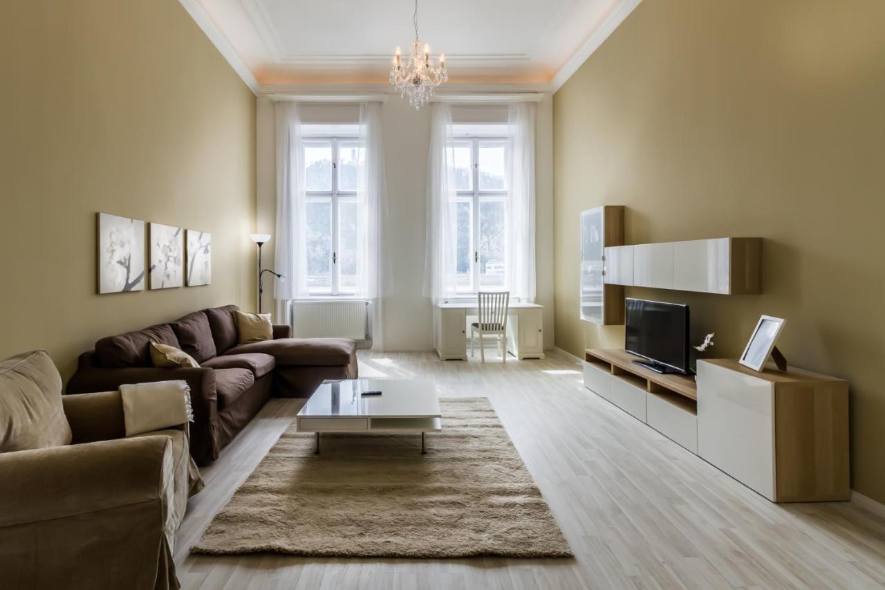 Spacious Riverside Residency - Magnificent View Budapešť Exteriér fotografie
