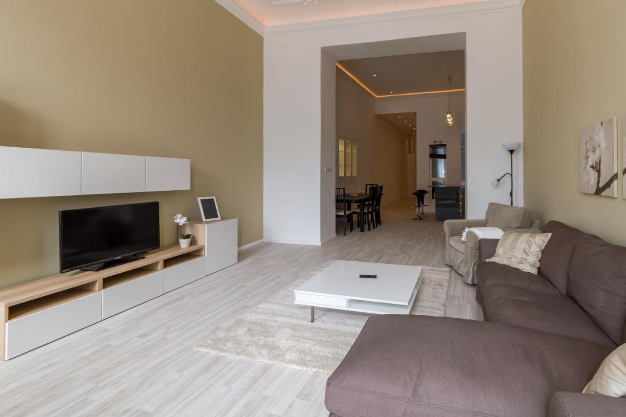 Spacious Riverside Residency - Magnificent View Budapešť Exteriér fotografie